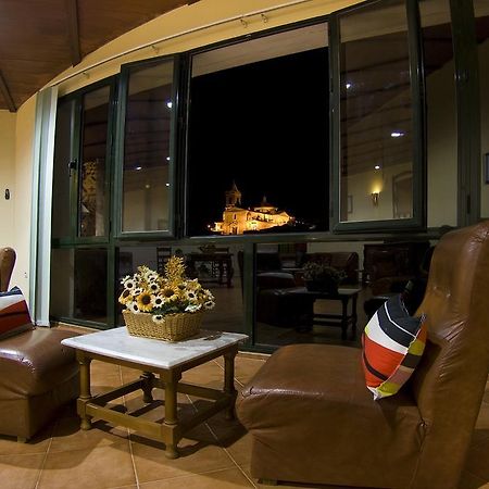 Hotel Galaroza Sierra Bagian luar foto