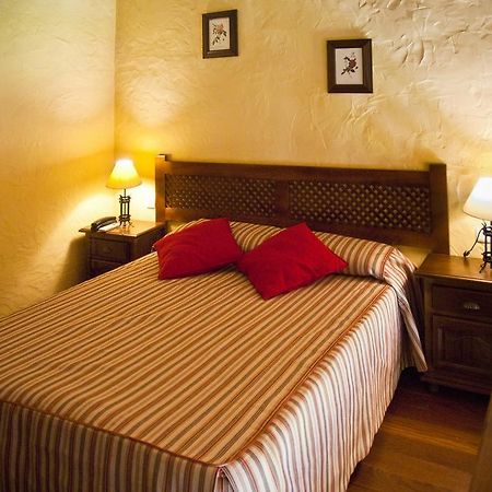 Hotel Galaroza Sierra Bagian luar foto