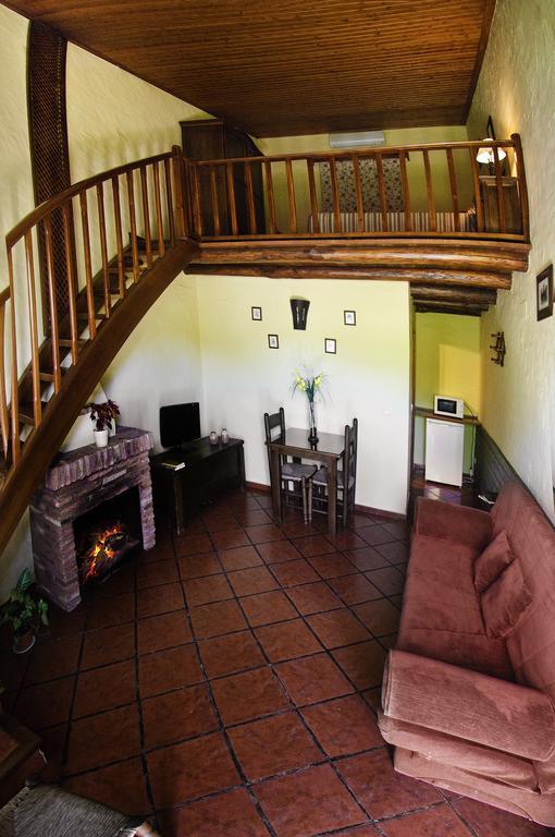 Hotel Galaroza Sierra Bagian luar foto